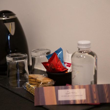 Vicolo Delle Belle Suite 泰拉奇纳 外观 照片